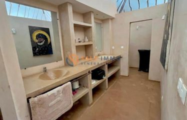 NGAPAROU : Magnifique villa à vendre à Ngaparou