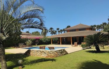 SALY : Villa avec piscine à vendre en résidence