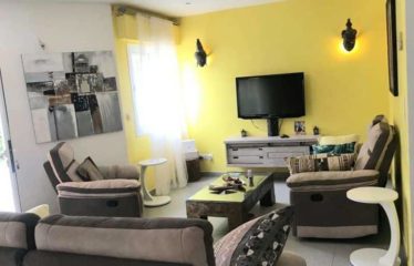 SALY : Belle villa de standing en résidence à louer