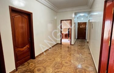 DAKAR MERMOZ  : Appartement au 3ème étage à louer sans ascenseur à Sotrac Mermoz