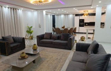 NGUERIGNE : Villa contemporaine 6 chambres avec piscine à vendre