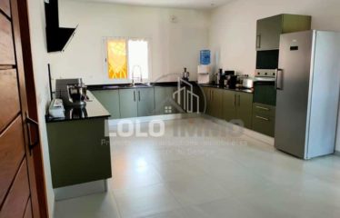 NGUERIGNE : Villa Maison d’hôtes 6 chambres avec piscine à vendre