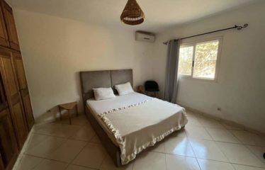 NGUERIGNE : Villa de charme avec piscine – Nguerigne Bambara