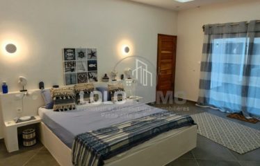 NGUERIGNE : Villa 3 chambres avec piscine à vendre