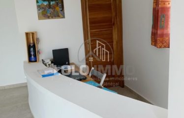 NGGUERIGNE : Villa 5 chambres avec piscine idéal pour maison d’hôtes à vendre