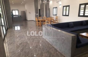 NGUERIGNE : Villa contemporaine 4 chambres avec piscine sur un terrain de 1 672 m2 à vendre