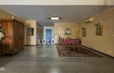 NGUERIGNE : Villa plain pied de 5 chambres sur un terrain de 5 838 m2 à vendre