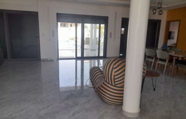 NGUERIGNE : Villa contemporaine de standing en R+1 4 chambres avec piscine à vendre