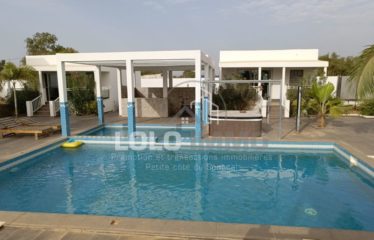 NGAPAROU : Ensemble résidentiel (villas et bungalows) bord de route à vendre