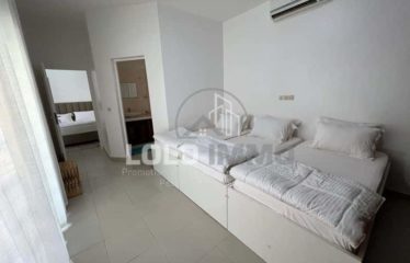 NGAPAROU : Villa 3 chambres avec piscine deuxième ligne à vendre