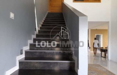 NGAPAROU : Villa contemporaine 6 chambres R+2 à vendre