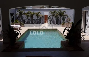 NGAPAROU : Villa contemporaine 4 chambres bord de mer à vendre