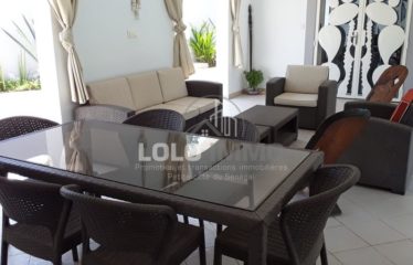 NGAPAROU : Villa contemporaine 4 chambres bord de mer à vendre