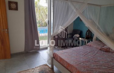 NGAPAROU : Charmante villa de 4 chambres fonctionnelle sur un terrain de 2 000 m2 à vendre
