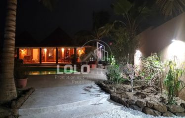 SOMONE : Villa 3 chambres bord lagune à louer – location longue durée