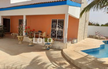 SOMONE : Villa 3 chambres avec piscine à vendre