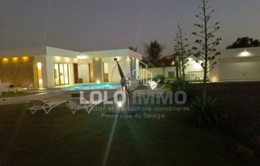 SOMONE : Villa standing au concept innovant avec piscine à vendre