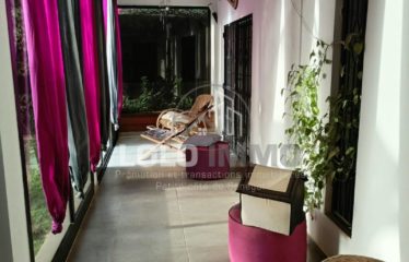 SOMONE : Villa contemporaine plain-pied 3 chambres avec piscine à vendre