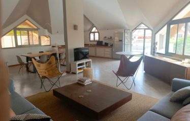 SALY : Charmante villa de 3 chambres avec piscine proche de la mer à vendre