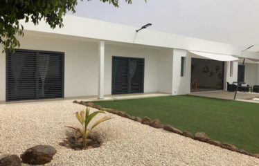 SALY : Belle villa moderne avec piscine proche mer à vendre