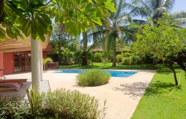 SALY : Belle villa en résidence Titre foncier avec piscine privative à vendre