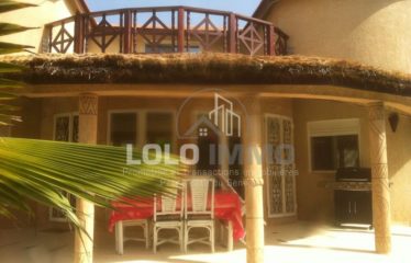 SALY : Villa 5 chambres dans quartier résidentiel avec piscine à vendre
