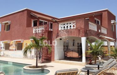 SALY : villa 6 chambres de 400 m2 avec fort rapport locatif à vendre