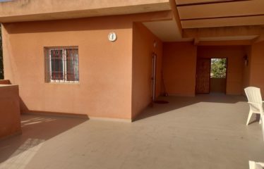 NGAPAROU : Appartement T2 avec piscine à louer – location longue durée