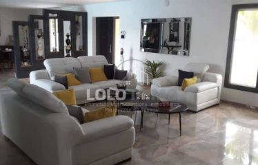 NGUERIGNE : Villa haut standing 4 chambres avec piscine à vendre – Promotion
