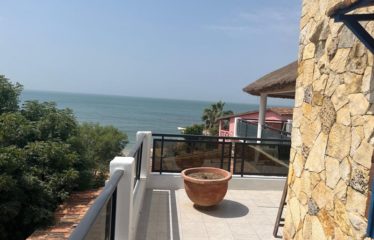 POPENGUINE : Villa de 3 chambres vue sur mer à vendre