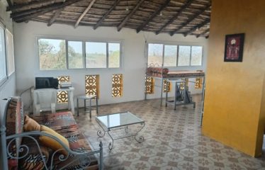 MBODIENNE : Villa et sa dépendance sur une parcelle de 1600m2 à vendre