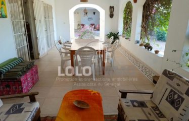 NDAYANE : Originale propriété composée de 2 villas jumelées face à l’océan à vendre