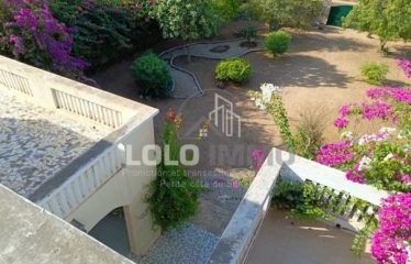 NDAYANE : Originale propriété composée de 2 villas jumelées face à l’océan à vendre