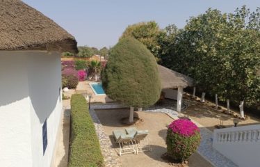 WARANG : Charmante villa privative avec piscine + 1 appartement T2 autonome à vendre