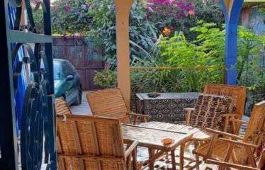WARANG : Villa 4 chambres proche de la mer à vendre