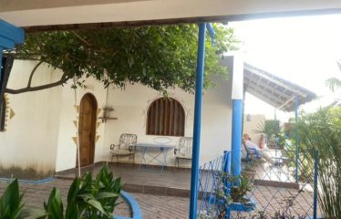 WARANG : Campement avec sa maison privative et restaurant à vendre