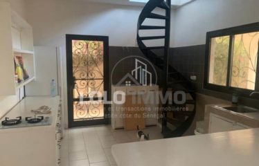 NIANING : Villa R+1 pieds dans l’eau 3 chambres à vendre