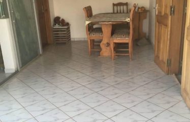 NIANING : Villa 6 chambres de 300 m2 avec piscine à vendre