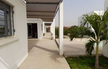 SINTHIANE : Villas et son bungalow à vendre avec piscine