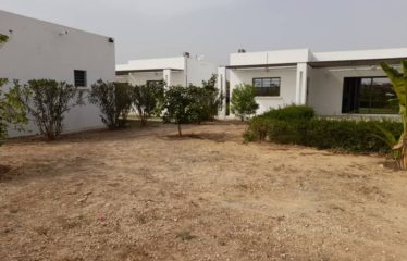 SINTHIANE : Villas et son bungalow à vendre avec piscine