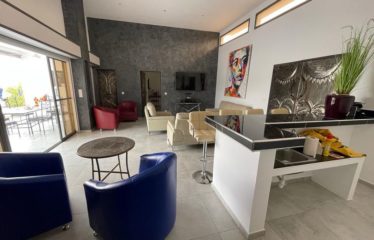 SINTHIANE : Villa 4 chambres et son studio avec piscine à louer