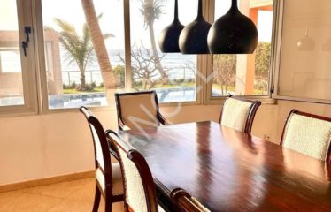 DAKAR NGOR : Très belle villa au Virage Pied dans l’eau avec piscine et vue sur mer