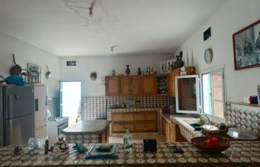 WARANG : Affaire à reprendre, Table d’hôtes à vendre