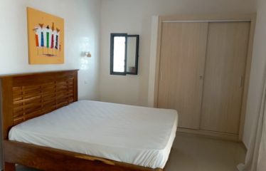 NGAPAROU : Belle villa neuve contemporaine de 4 chambres avec piscine à vendre
