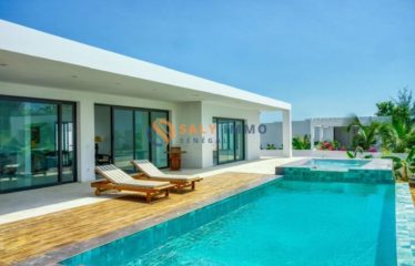 POINTE SARÈNE : Charmante villa de plain-pied à Pointe Sarène à deux pas de la plage