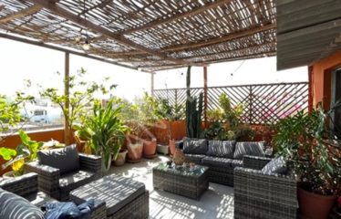 DAKAR POINT-E : Bel appartement meublé à louer au 3ème étage à Baobab
