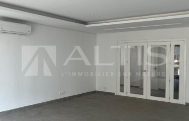DAKAR POINT-E : Appartement F4 a louer