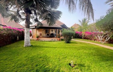 SALY : Belle villa en résidence pied dans l’eau – titre foncier