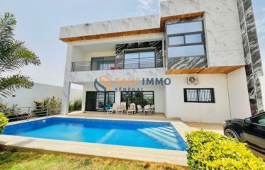 NGGAPAROU : Magnifique Villa à vendre