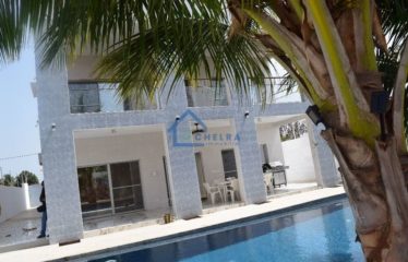SALY : Villa meublée à vendre à Saly center